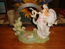 SERAPHIM CLASSIC ANGEL CHARLOTTE HEAVEN'S PROMISE LIMITED EDITION ANGEL RAINBOW picture