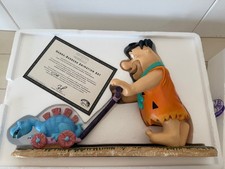 NIB Rare Hanna Barbera creature comforts fred flintstone w/cert 005/500 picture