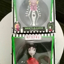 Beetlejuice & Lydia (Set) Vinyl Figures Metallic Finish, Unopened 2.75