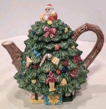 VTG RCPC MCMXCI Hand Painted Christmas Tree Teapot 7.5