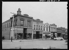 Photo:Downtown Main Street Storefronts 1900s Historic Building Street View picture