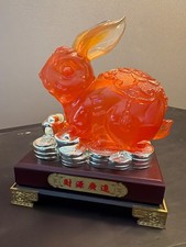 Liuli Crystal Glass Rabbit Figurine Feng Shui Chinese Zodiac Year Rabbit Statue picture
