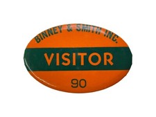 Vintage & RARE Binney & Smith Crayola Crayons VISITOR BUTTON clip on #90 ♤50 picture