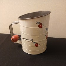 Vintage Bromwell’s APPLE Measuring 3-Cup Flour Sifter Off White With Apples picture