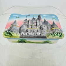 vintage 1950s Disneyland Fantasyland 3D ceramic trinket or cigarette box picture