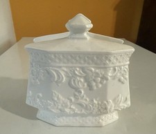 Vintage Milk White  Imperial Ceramic Lefton Napkin Holder With Grape Design picture
