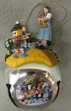 RARE Ashton Drake Sleigh Bell of Dorothy &The Lollipop Guild /real movie photo picture