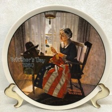 Mothers Day Norman Rockwell 1980 Collector Plate A Mother's Pride KNOWLES picture