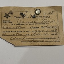Order Of the Eastern Star- 4 Masonic Pins & 1924 Member Card picture