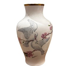 Vintage Boehm Tranquility Vase Bone China Doves Flowers Gold Rim High Gloss picture