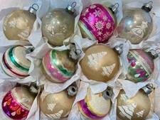 Lot 121 - VTG Pre-WWII Shiny Brite Ornaments,  Mica and Stenciled picture