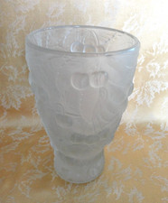 Josef Inwald Barolac R. Lalique Art Deco Frosted Glass Cherry Vase 8.75