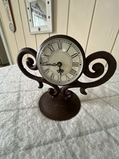 Sweet Little Métal Mantle Clock  picture