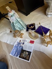 Franklin Mint Cinderella with 5 piece set picture