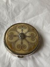 VINTAGE WOMENS BRIGHTON DUAL MIRROR COMPACT SILVER-TONE AND GORGEOUS PATTERN picture