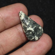 Authentic Ancient Tibetan Himalayan Jasper Stone Amulet Bead in good Condition picture