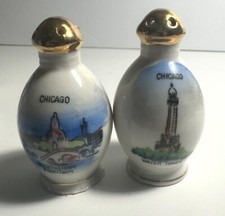 Vintage 1950's Salt & Pepper Shakers Thrifco Souvenir Chicago  picture