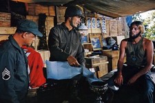Clint Eastwood, Don Rickles and Donald Sutherland in Kelly's Heroes 24x36 Poster picture
