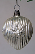 Antique VTG Glass FLOWER Embossed Ribbed HEART Christmas Ornament Germany picture