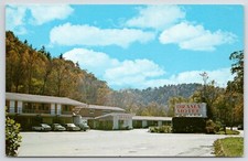Drama Hotel Exterior View Old Cars Exterior View Cherokee NC Postcard picture