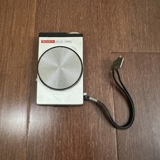 Sony 2R-26 Silver Pre-Set Tuning AM Portable 8 Transistor Radio w/ Wrist Strap picture
