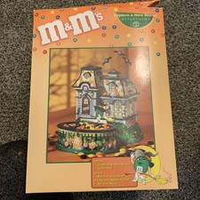 Dept 56 2004 M&M's Spooky House Lighted House & Candy Dish Halloween , picture