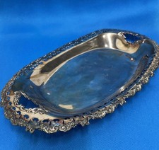 Reed & Barton Silverplate Ornate Bread Tray #4947 Oval Handles 13.5” Floral * picture