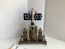 steampunk upcycle vintage machine desk top clock picture