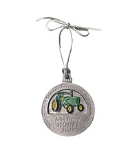 LP90135 - John Deere 2026 Limited Edition Christmas Pewter Ornament 2640 Tractor picture