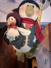 Mother Brown’s mama Penguin And Baby Winter Holiday 11 inches RARE picture