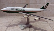 Hogan EVA Air Boeing 747-400 1:200 Scale Chinese Offical Airlines Collectible picture