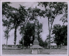 LG793 1954 Orig Photo HINCKLEY MINNESOTA Fire Memorial Tower Cemetery Landmark picture