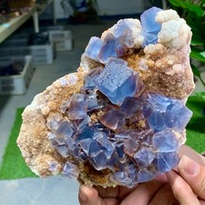 2.25LB Natural crystal Rare transparent blue green fluorite cubic sample picture