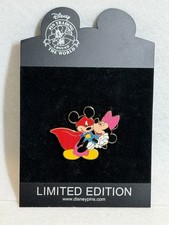 Rare Disney 2007 Super Hero Series Mickey & Minnie Mouse Pin LE 250 picture