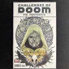 SDCC 2026 MARVEL Peach Momoko CHALLENGES OF DOOM Mr. Fantastic #1 VARIANT Comic picture