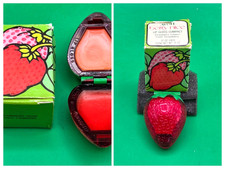 Avon Berry Nice Lip Gloss Compact Fresh Strawberry & Strawberry Cream Vntg NEW picture