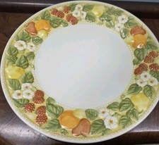 Vtg Metlox A Della Robbia  10.5