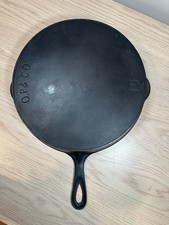 Vintage O.P. & Co. ORR Painter & Co. Reading PA #10 Cast Iron Skillet 9 & 3 Logo picture