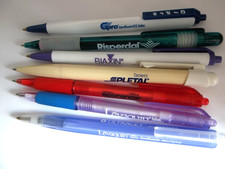 Lot of 7 Vintage Pharma Pens – Cipro Levaquin Sporanox Biaxin Pletal Risperdal picture