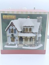 Lemax Christmas Village Collection Snow Day At The Wilson's House #05654 picture
