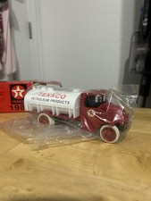 1926 Ertl Texaco Nostalgic Mack Tanker Bank Sealed 2nd in Series picture