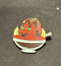 Disney - Disneyland Hidden Mickey Pin Wave B Sundaes - Pumba picture
