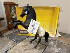 Ponokah-Eemeta, the blackfeet indian horse 1995 traditional breyer model #897 picture