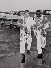 Original 1964 COI Ghana Photo Takoradi Air Station Royal Air Force Pilot Press picture