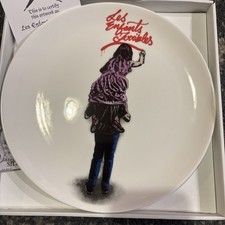 Royal Doulton Street Art Plate – Les Enfants Terribles picture