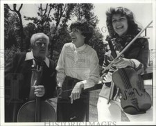 1978 Press Photo The Oriana Trio: Harry Sturm, Carol Bell, and Eden Vaning picture