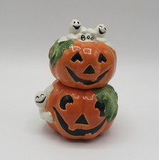 VINTAGE OMNIBUS JACK O’LANTERN PUMPKINS & GHOSTS STACKING SALT & PEPPER SHAKERS picture