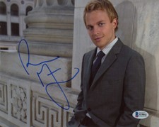 RONAN FARROW SIGNED AUTOGRAPHED 8x10 PHOTO MSNBC NEW YORKER PULITZER BECKETT BAS picture