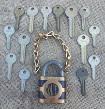Vintage Yale & Towne Super Pin Tumbler Brass Lock Padlock w/ 14 Yale Key Blanks picture