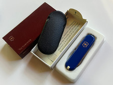Victorinox Classic SD Blue Pocket Knife Keychain Tool W/ Original Box & Case picture